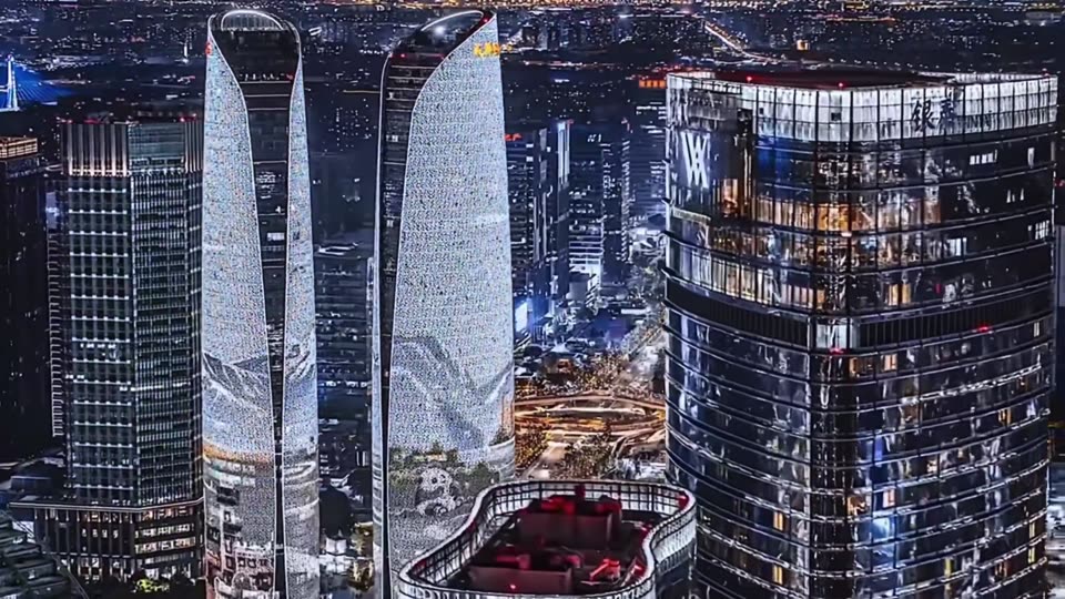 Nighttime. Chengdu