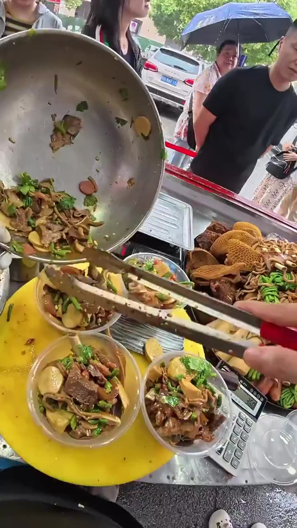 胡师傅大锅卤菜