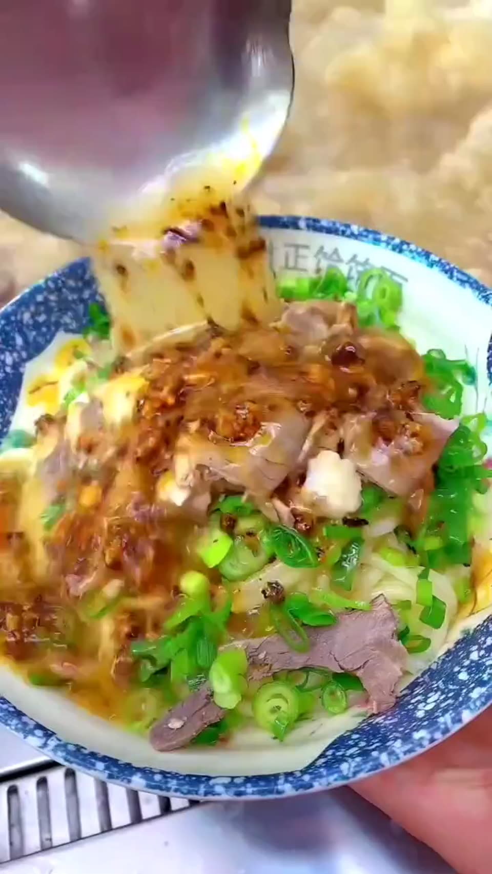 河南牛肉饸烙面